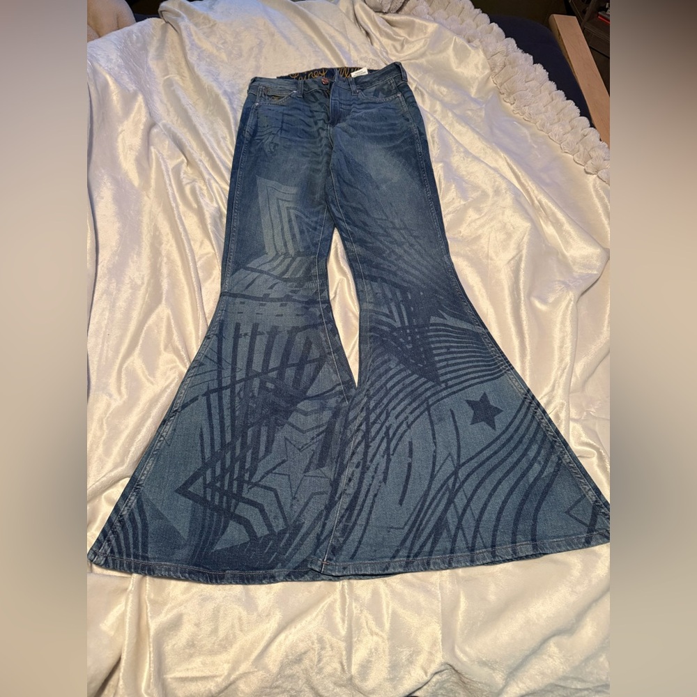 Wrangler Star Patterned Flare Jeans - Dark Blue